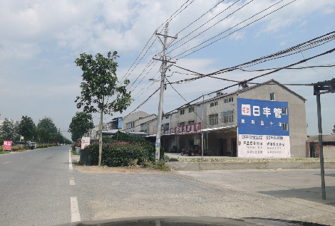 那坡如何能保证墙体广告的醒目性？